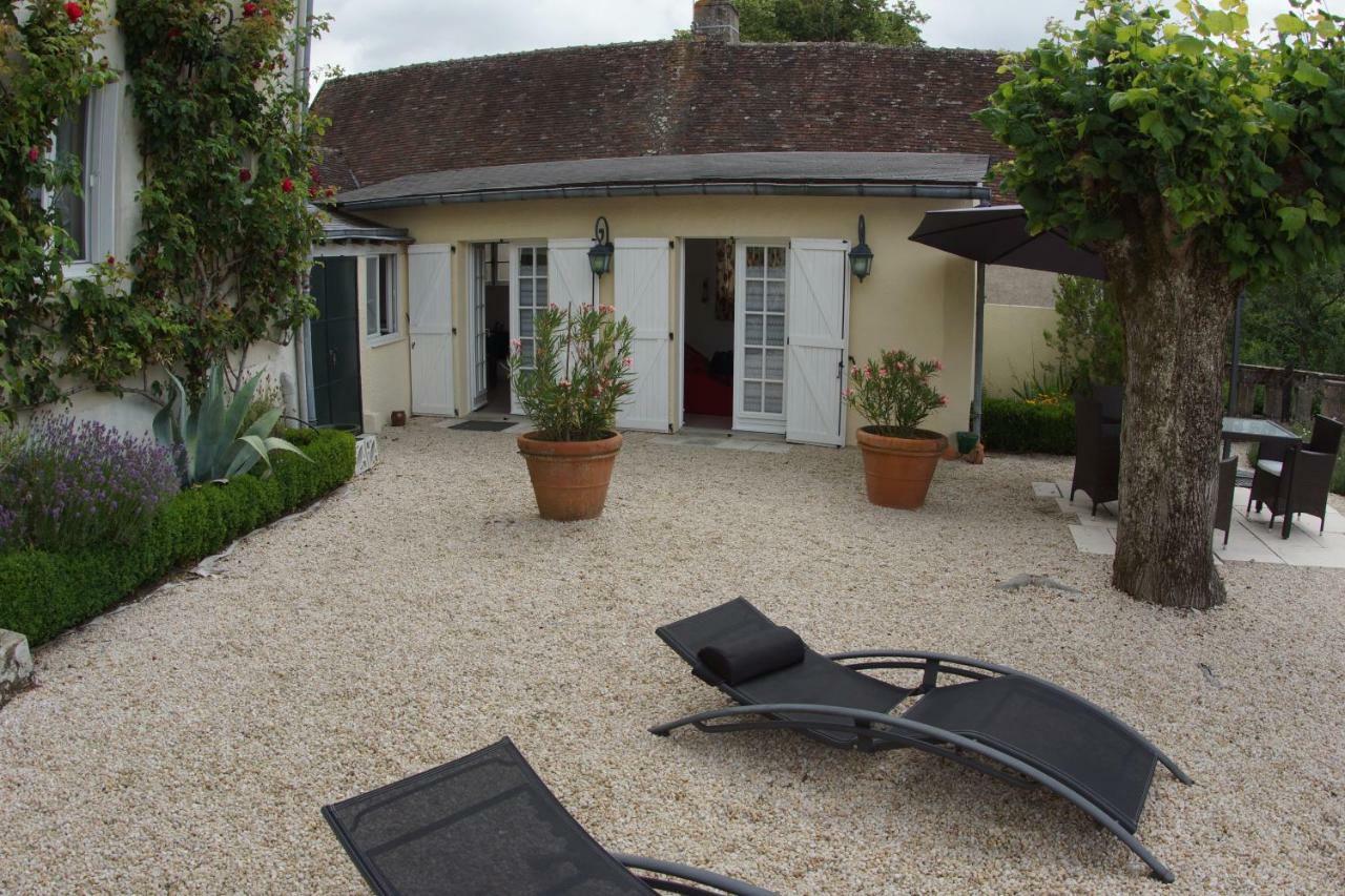 Le Petit Nid Villa Neuillé-le-Lierre Exterior foto